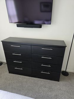 Comoda de 8 gavetas nueva