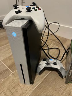 Xbox One s