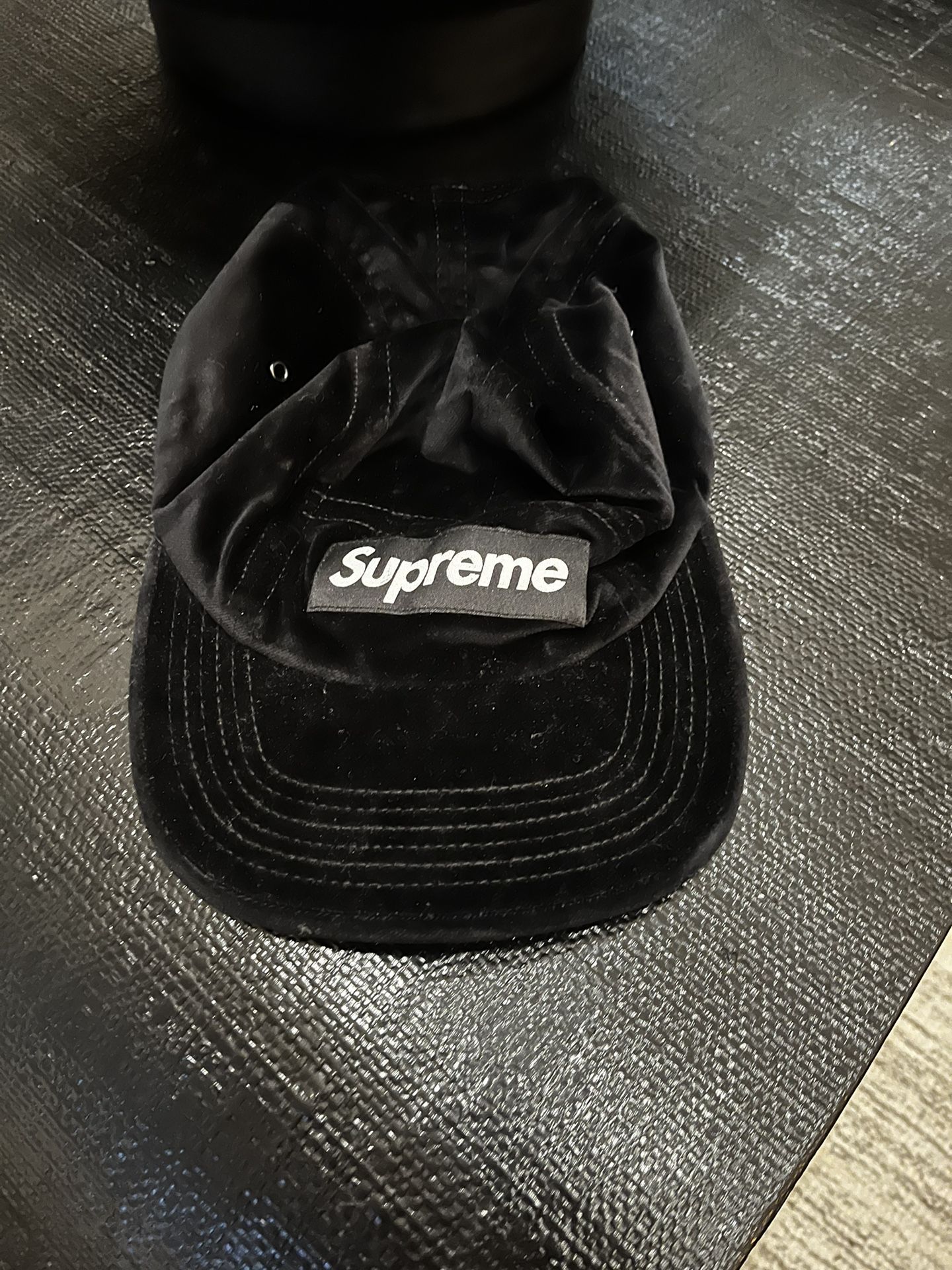 Corduroy Supreme Hat Used Black