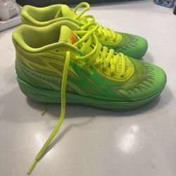 Puma LaMelo Ball MB.02 Men's Size 7.5 Lime 377584-01 Nickelodeon Slime Sneakers