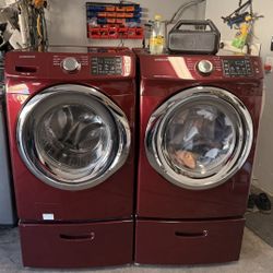 Samsung Washer And Gas Dryer With Pedestals