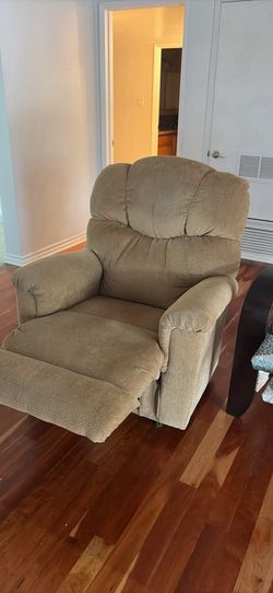 Lazy boy rocker recliner