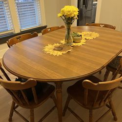 VINTAGE RARE TABLE & CHAIRS SET