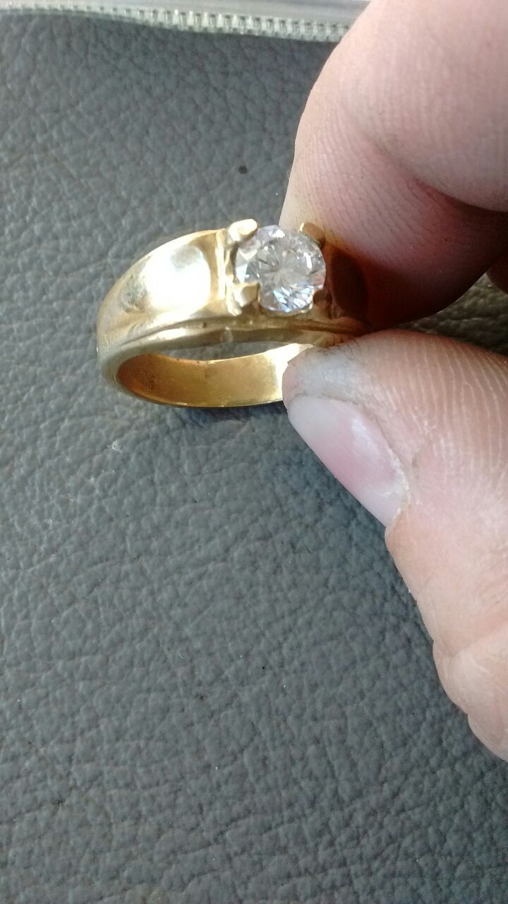 14k stamped gold men's ring with diamond or cz