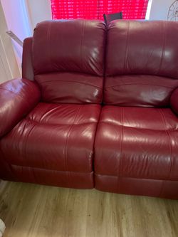 Red Leather 2-Seater Sofa