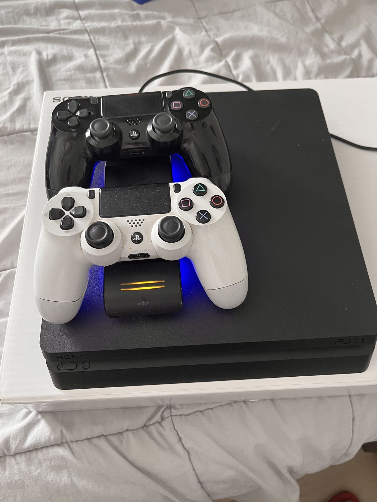 PS4 Slim