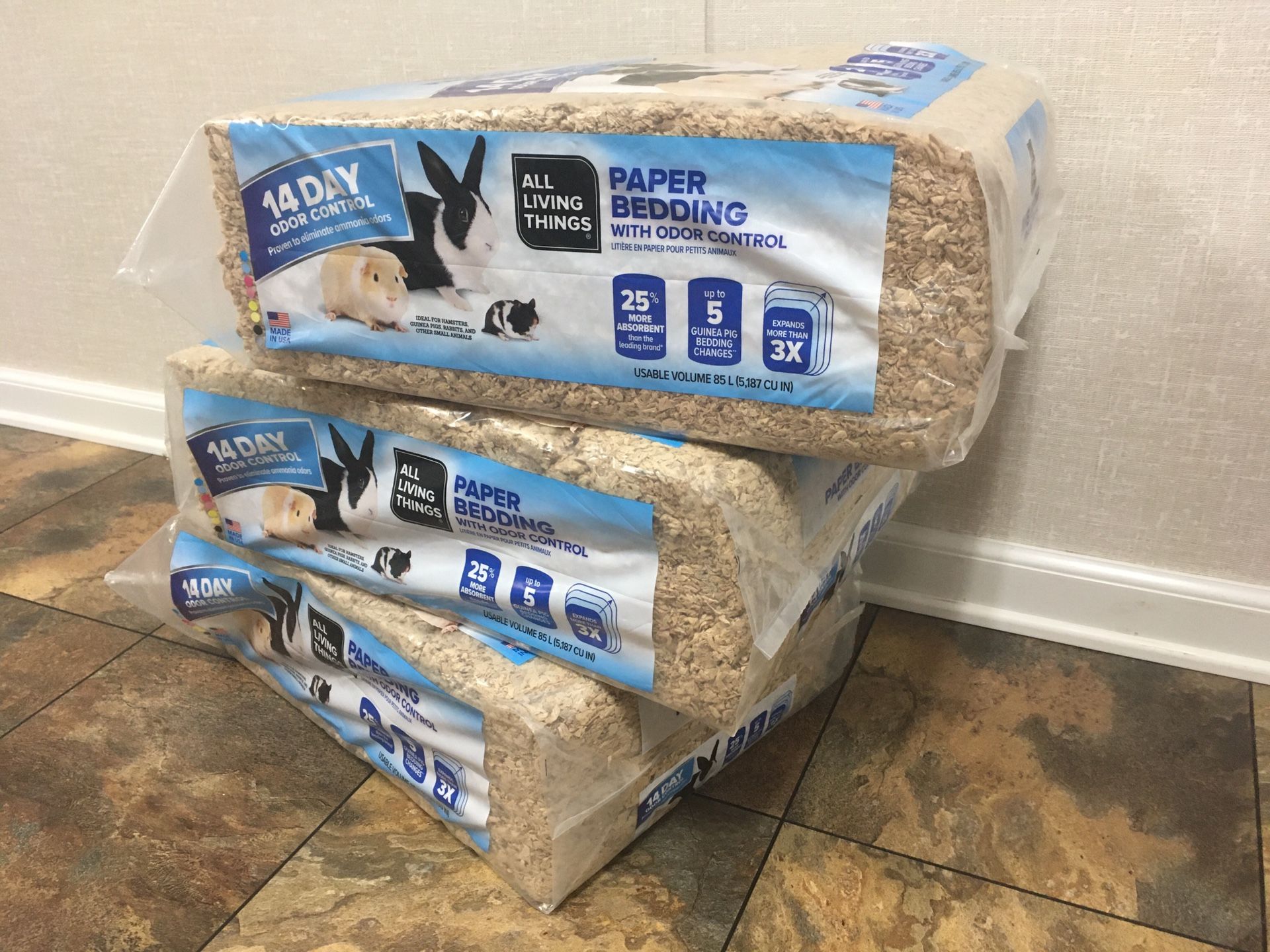 Pet Bedding (Set of 3 85L UNOPEN NEW Bags