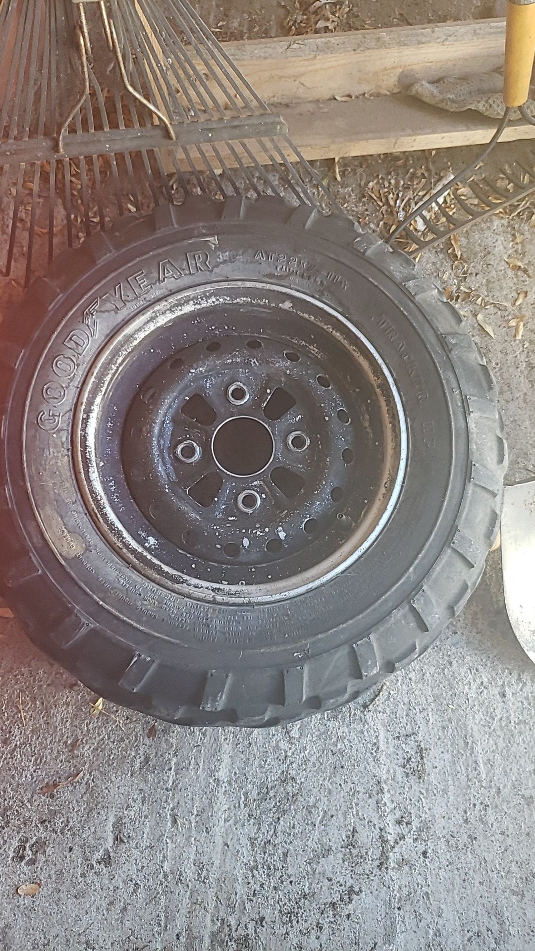 Honda fourwheler rim