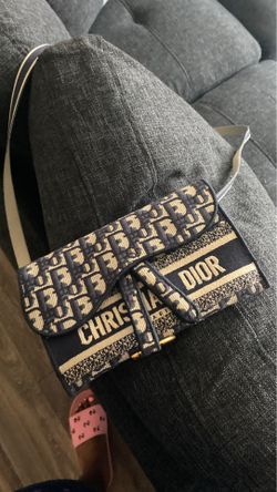 Christian Dior purse worn twice I paid 1500 for it