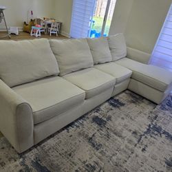 Sectional couch