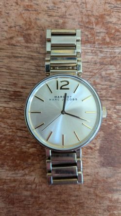 Marc by Marc Jacobs Gold Tone Wristwatch Analog Stainless Steel Water Resistant