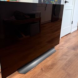 65” LG OLED TV (OLED65C8PUA) – Amazing Picture – $550 OBO