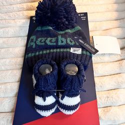 Reebok Baby Boy/Girl Knitted Beanie & Booties 0-6 Months NWT