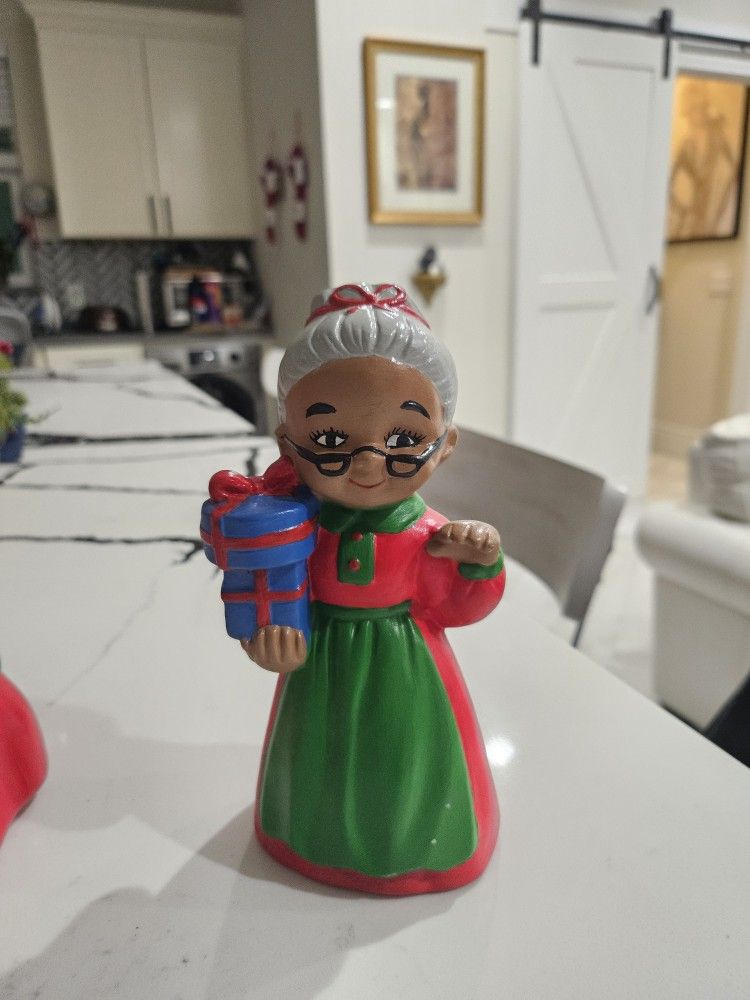 6 Inch Brown Mrs Santa