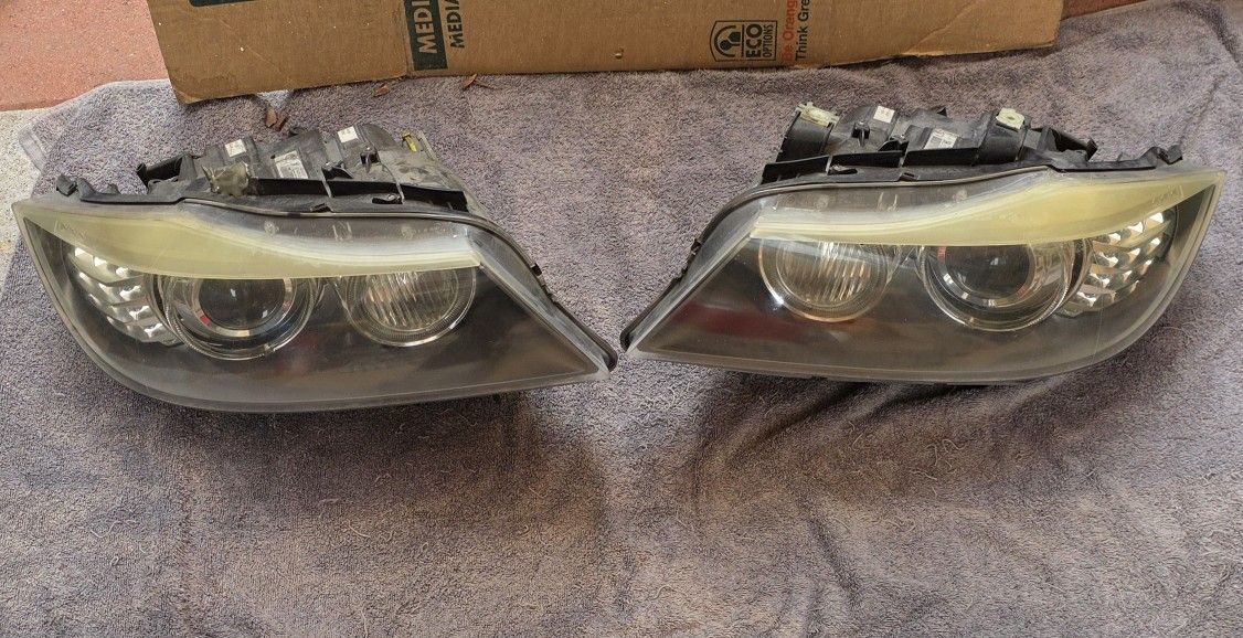 2009 BMW 335I Headlights