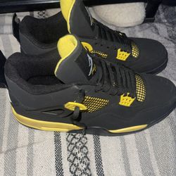 Jordan 4s 