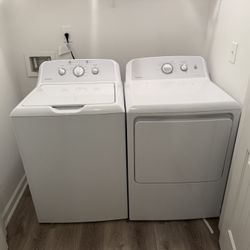 WASHER AND DRYER SET