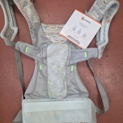 Ergo Aerloom Carrier