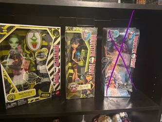 Monster high dolls