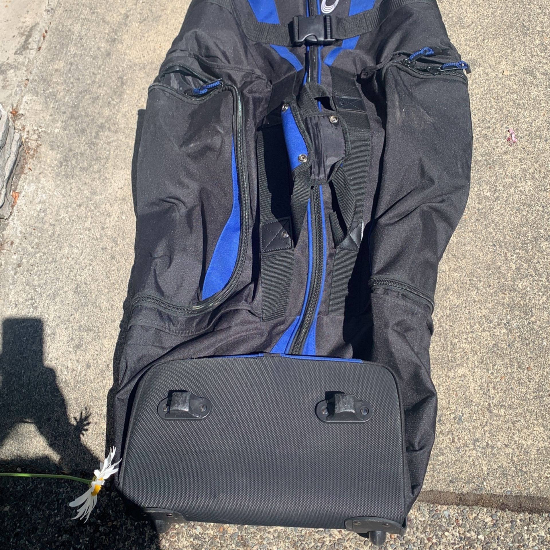 Golf Bag Like New In Box