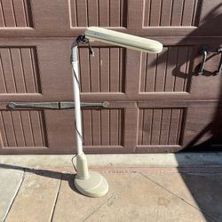 Ottlite Craft Plus Floor Lamp