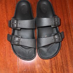 Free Black Sandals