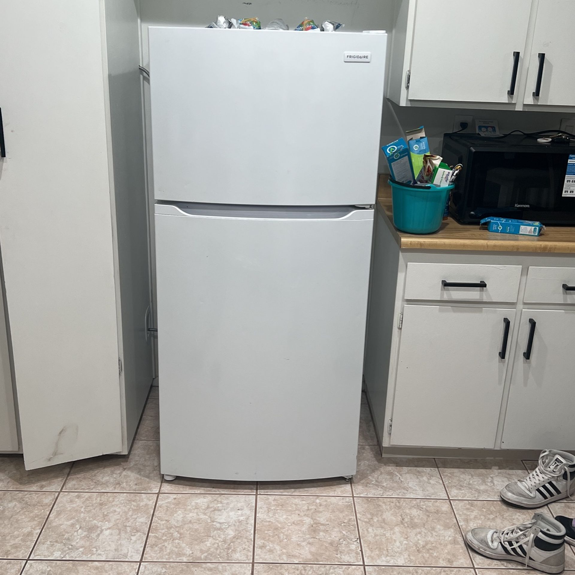 Refrigerator