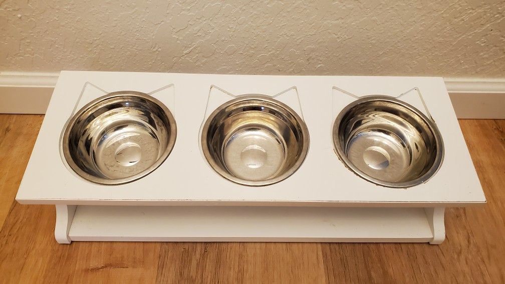 Pet Feeding Stand
