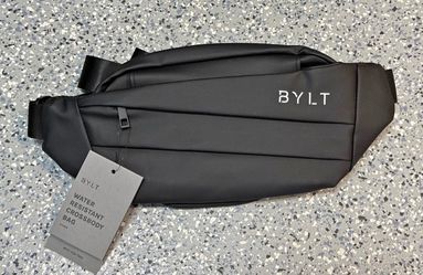 NWT BYLT Water Resistant Crossbody Bag Black Blokecore Travel Adventure