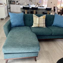 SOFA &LOVE SEAT FOR SALE 