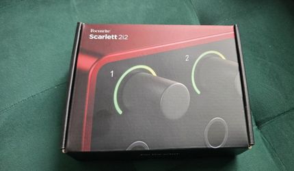 Focusrite Scarlett 2i2 4th Gen
