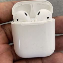 Apple AirPods