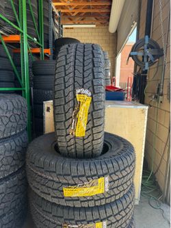 35x12.50r18 Headway 4 New Tires Installed And Balanced
