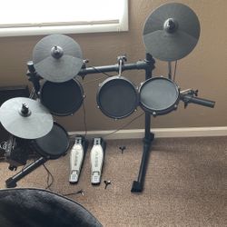 Electronic Drum Set