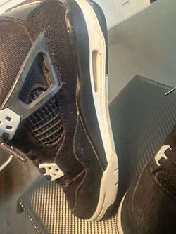 Jordan 4 black canvas size 5 grade school