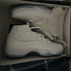 jordan 13s and 11s sz 9.5 and 10