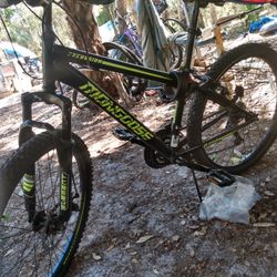 24" Mongoose Black And Neon Green. Great Condition Brakes And Gears Work