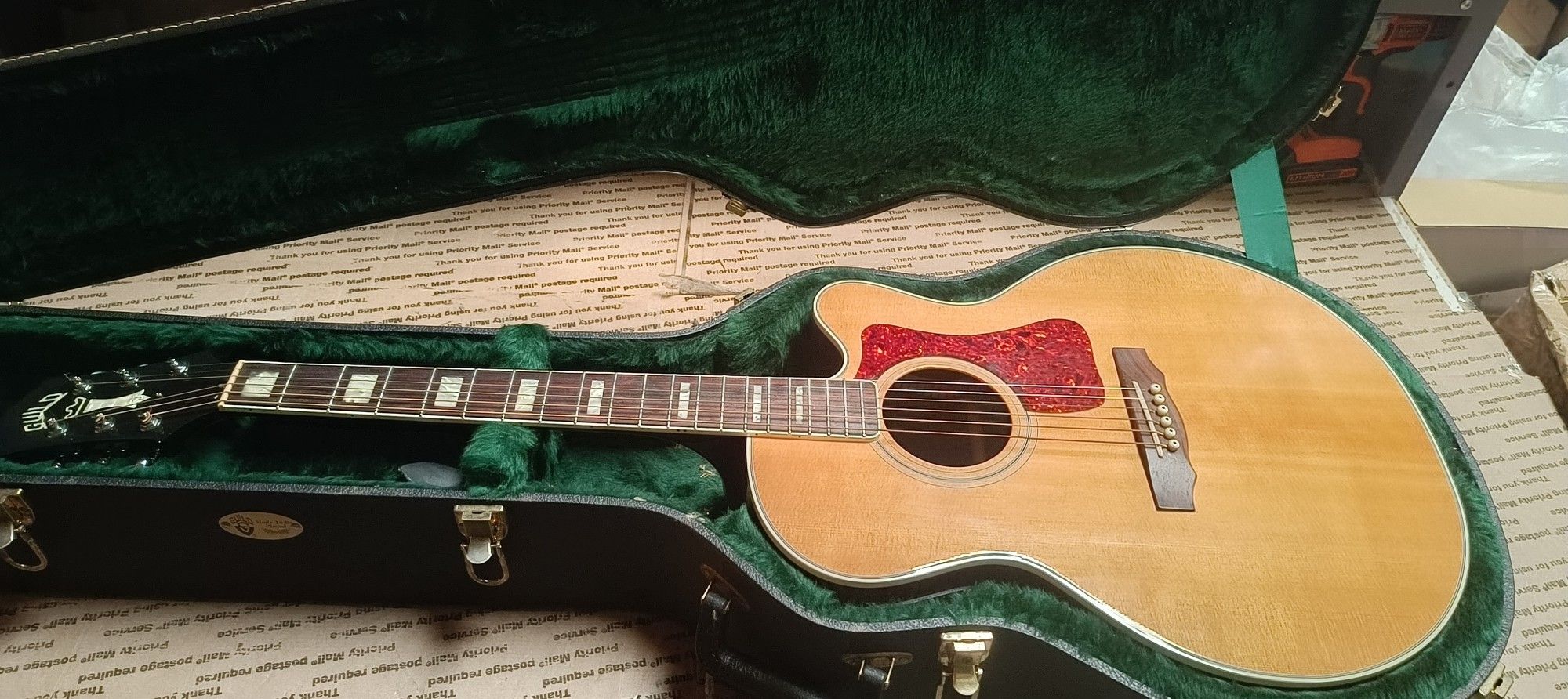 Guild F47RCE-CUT000131 Acoustic Electric Cutaway Guitar Well Kept Rarely Played 2002 Made In USA