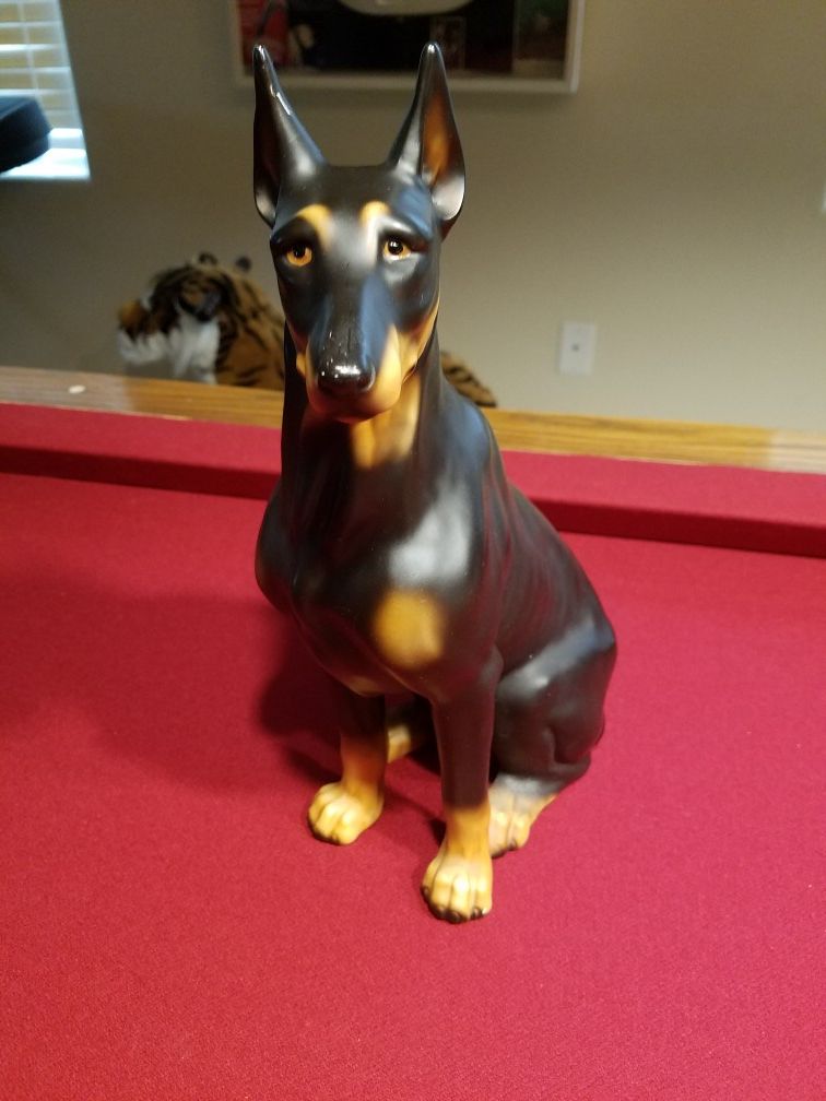 VINTAGE DOBERMAN PINSCHER FIGURINE JAPAN