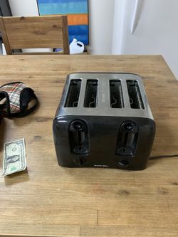 proctor-silex 4-slice toaster