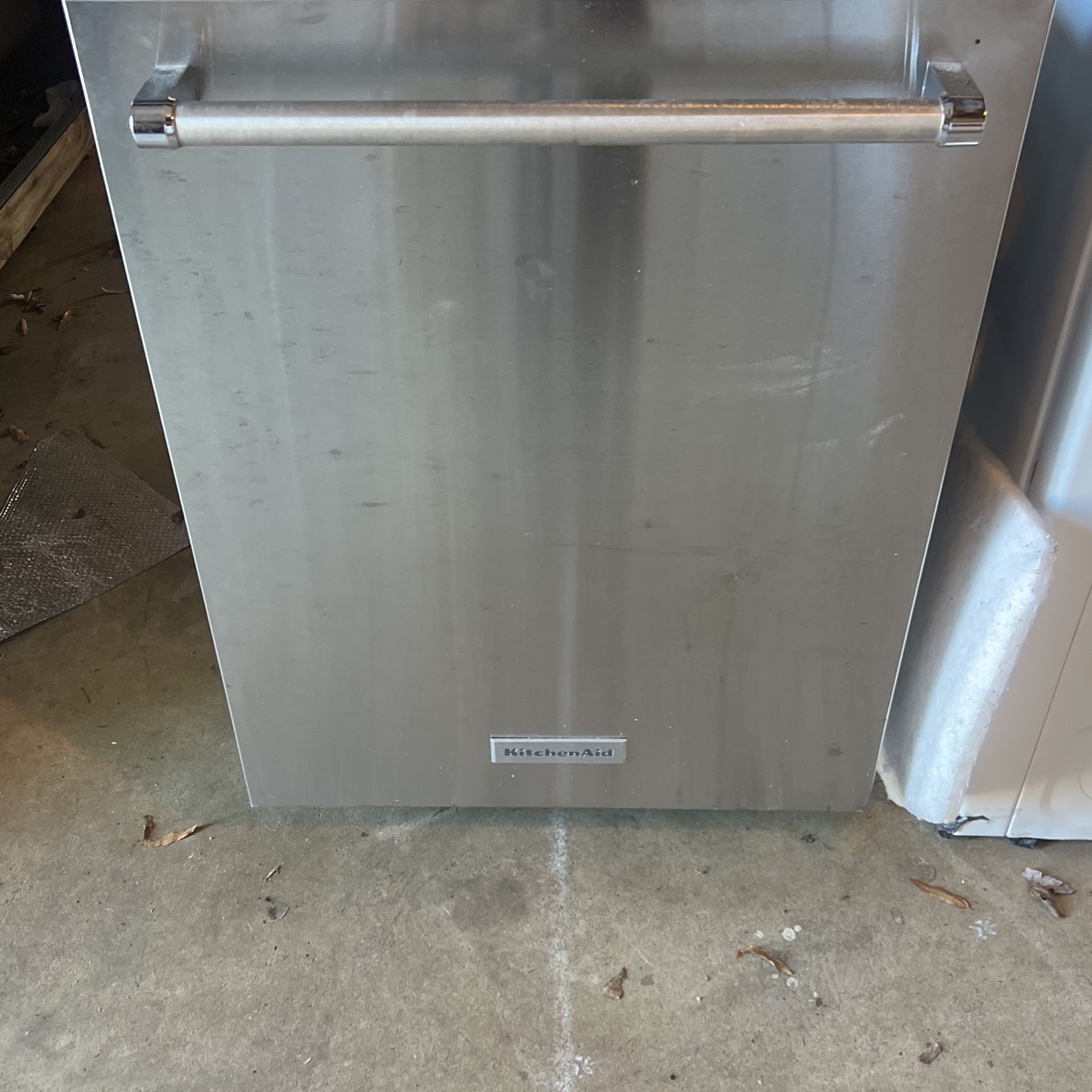 Dish Washer Kitchenaid Stainless Steel New