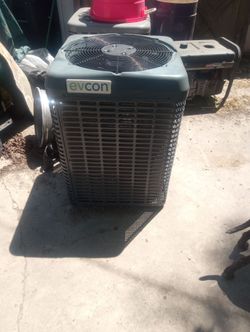 Central Air conditioning