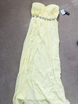 Brand new yellow dress