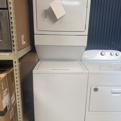 Whirlpool 27” Stackable Washer and Dryer 