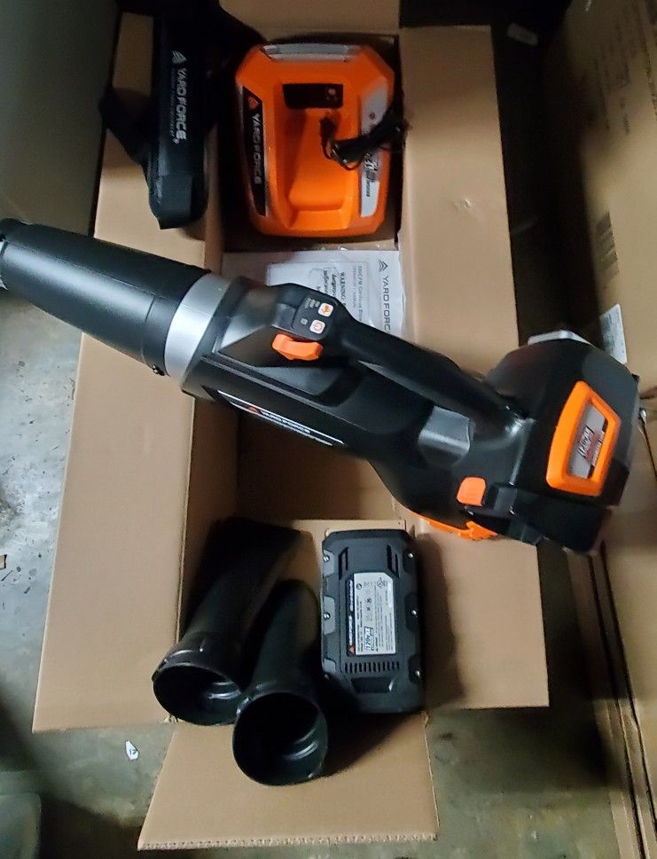Cordless Blower & One 2.5AH 120V Battery With Fast Charger