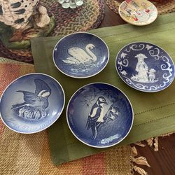 Antique Mother’s Day Plates From Denmark. 
