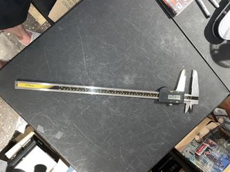 Mitutoyo Absolute Digimatic (500-505-10) 18" 0.0005" Resolution Digital Caliper