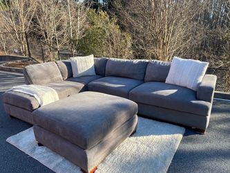 Thomasville Sectional Couch Delivery Available