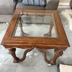 End table