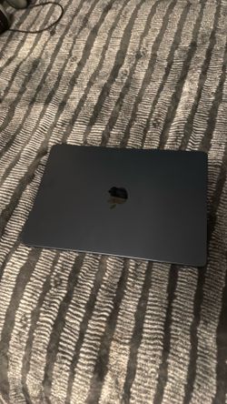 Macbook Air M4 2025